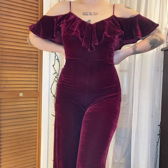Velvet jumpsuit - Picture 2 of 4